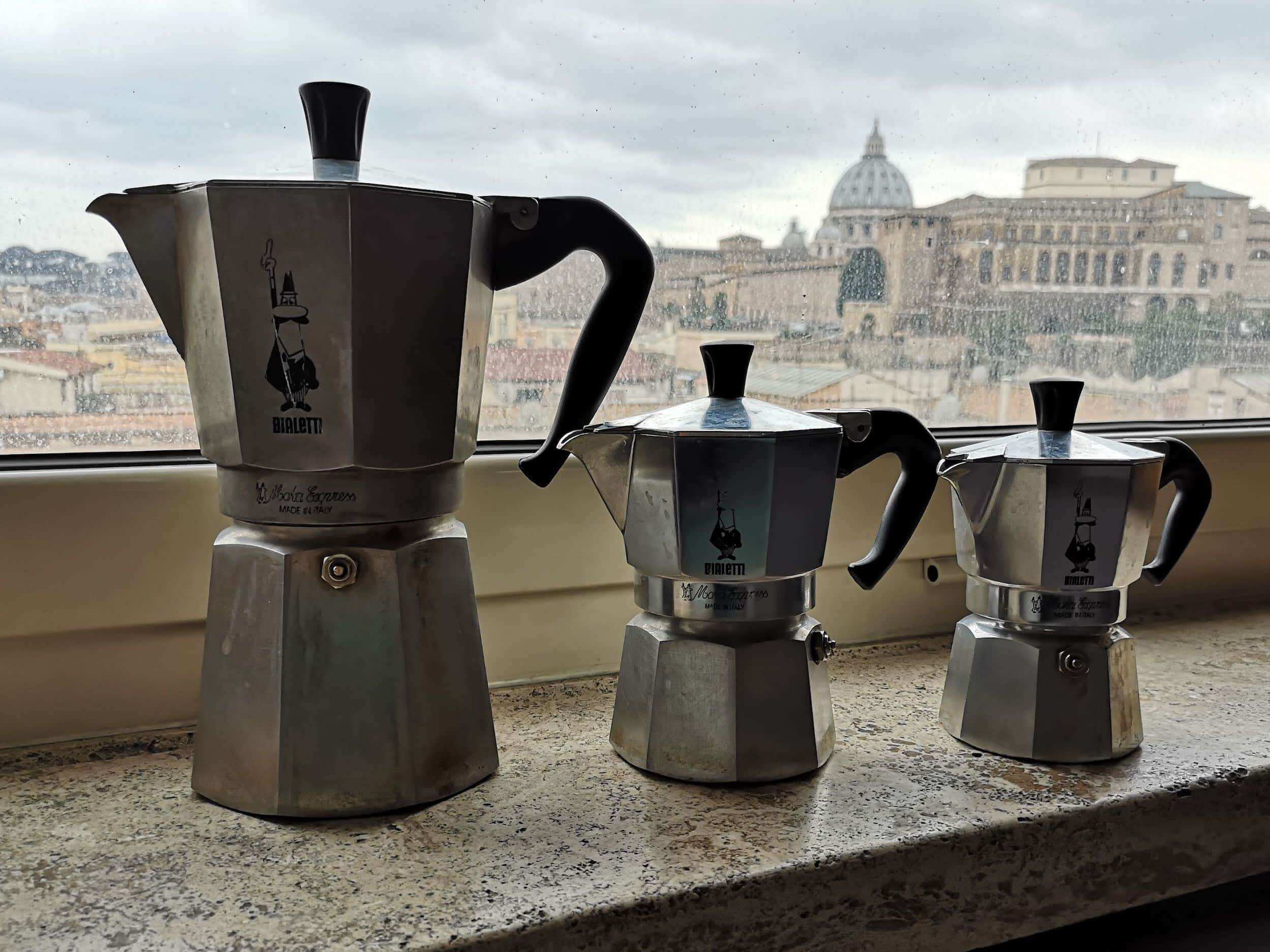 How to Make Italian Moka Coffee - Cooking Class Rome